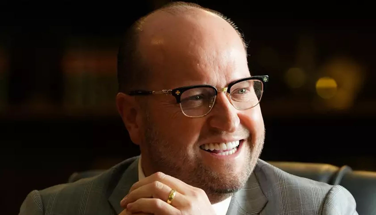 Advogado Nelson Wilians lança seu livro “Loucura, não. Coragem!”